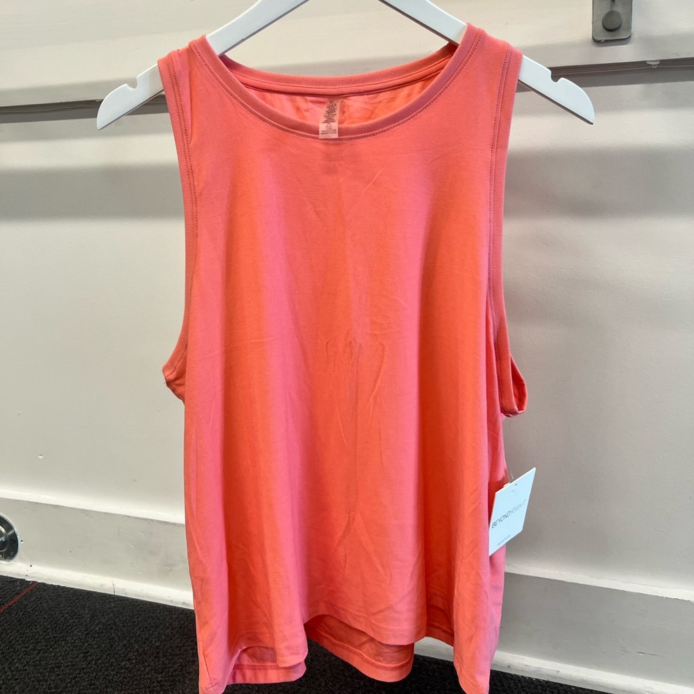 Beyond Yoga Featherweight Rebalance Tank